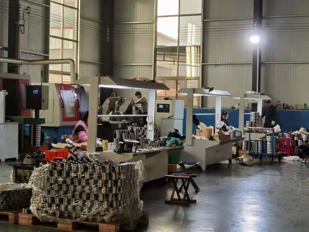 NJ2317 Lagerlieferant Zylindrische Walzlager NJ2317ECMA Qualität Zylindrische Walzlager für die Industrie
